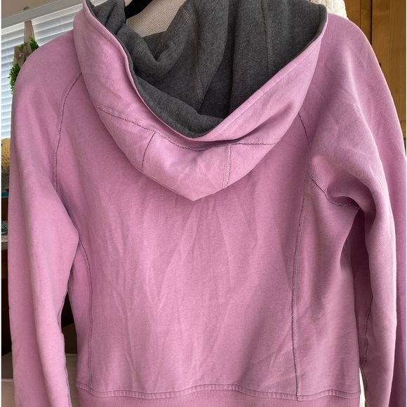 Lululemon Scuba Jacket Size 8 - Picture 2 of 4